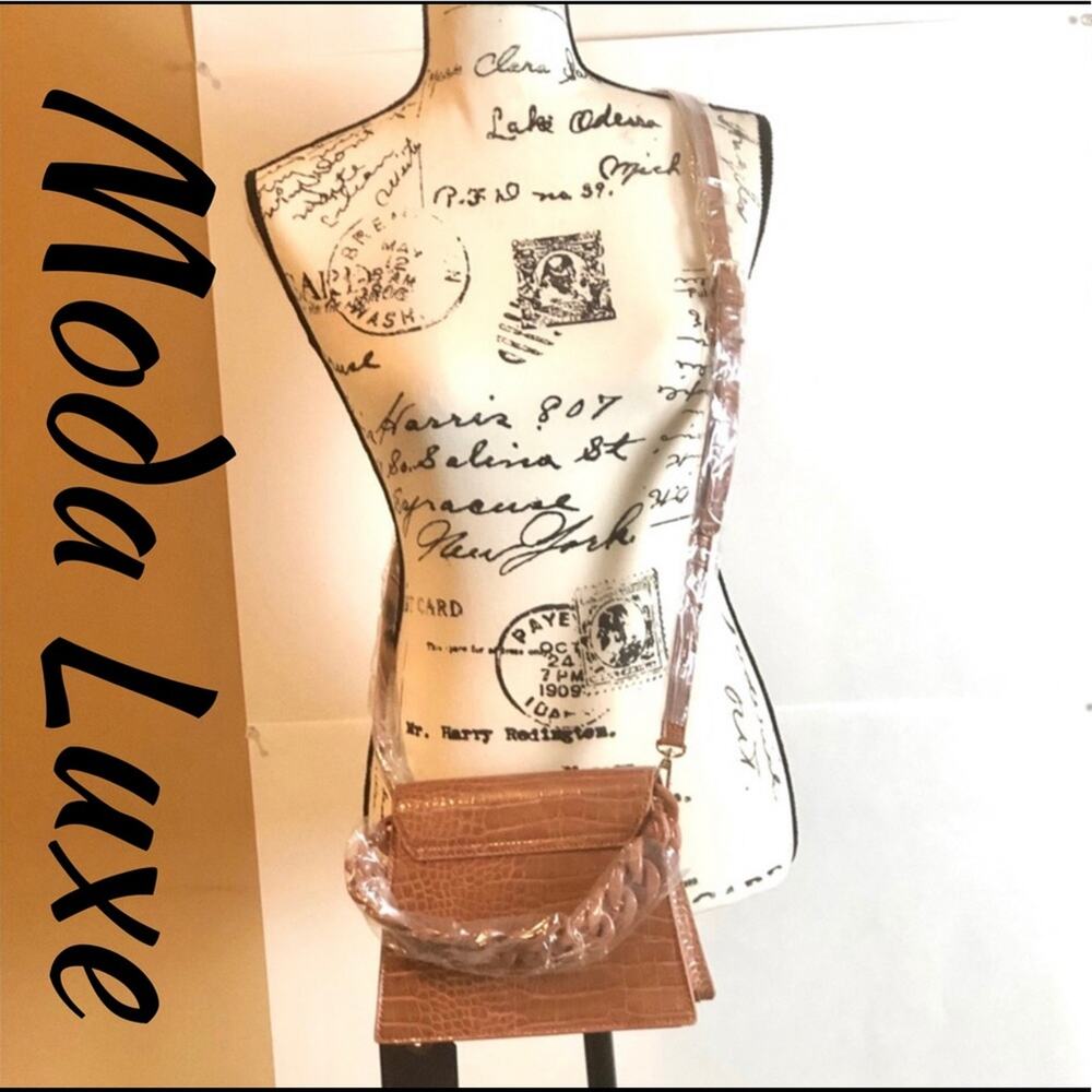 Cute Moda Luxe Crocodile Embossed Crossbody Bag